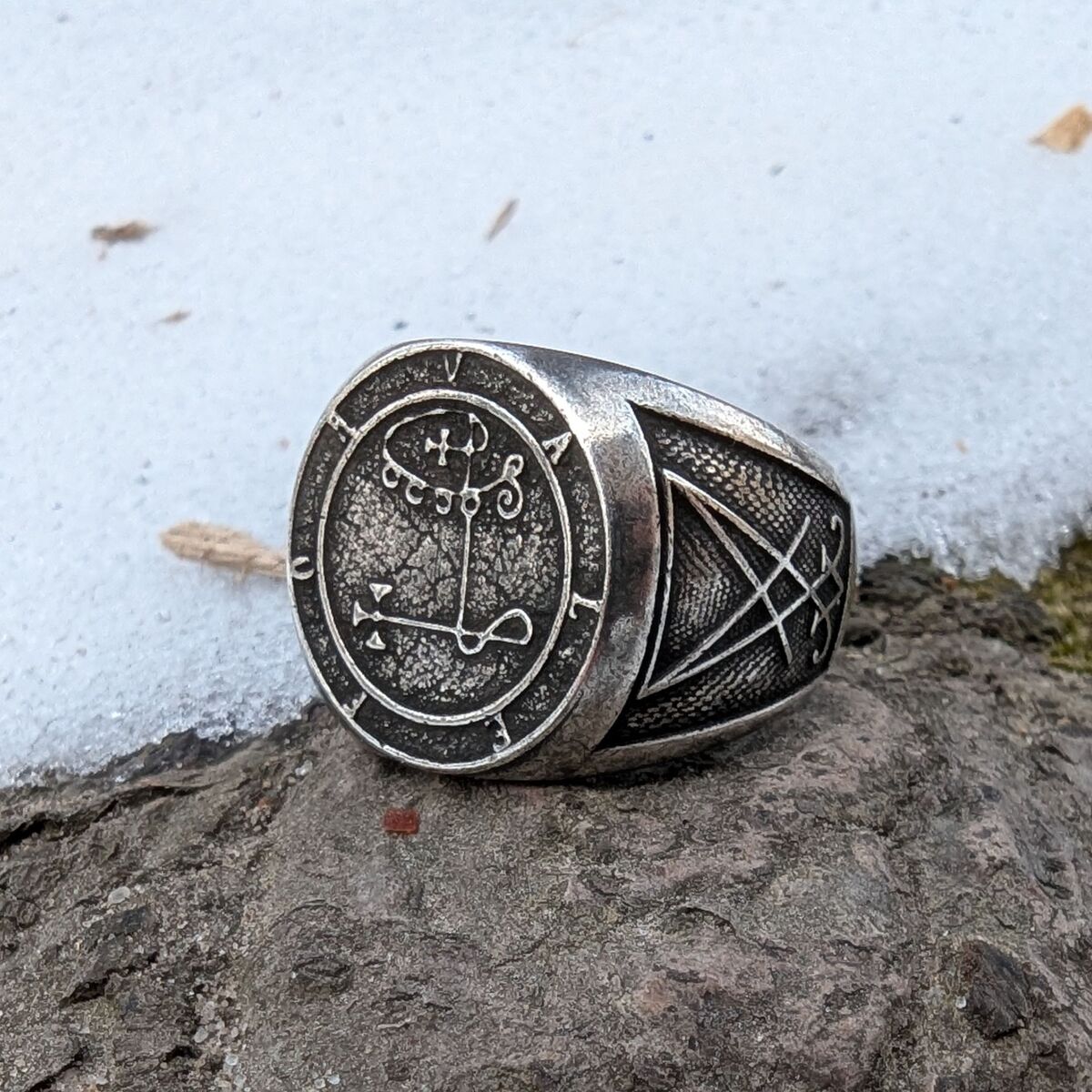 Valefor sigil ring