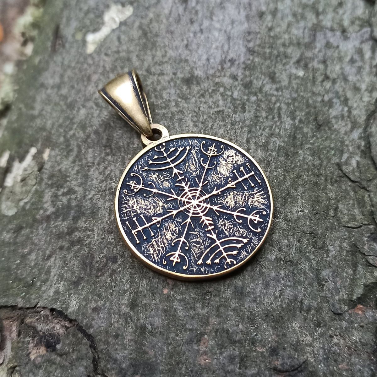 Veldismagn pendant