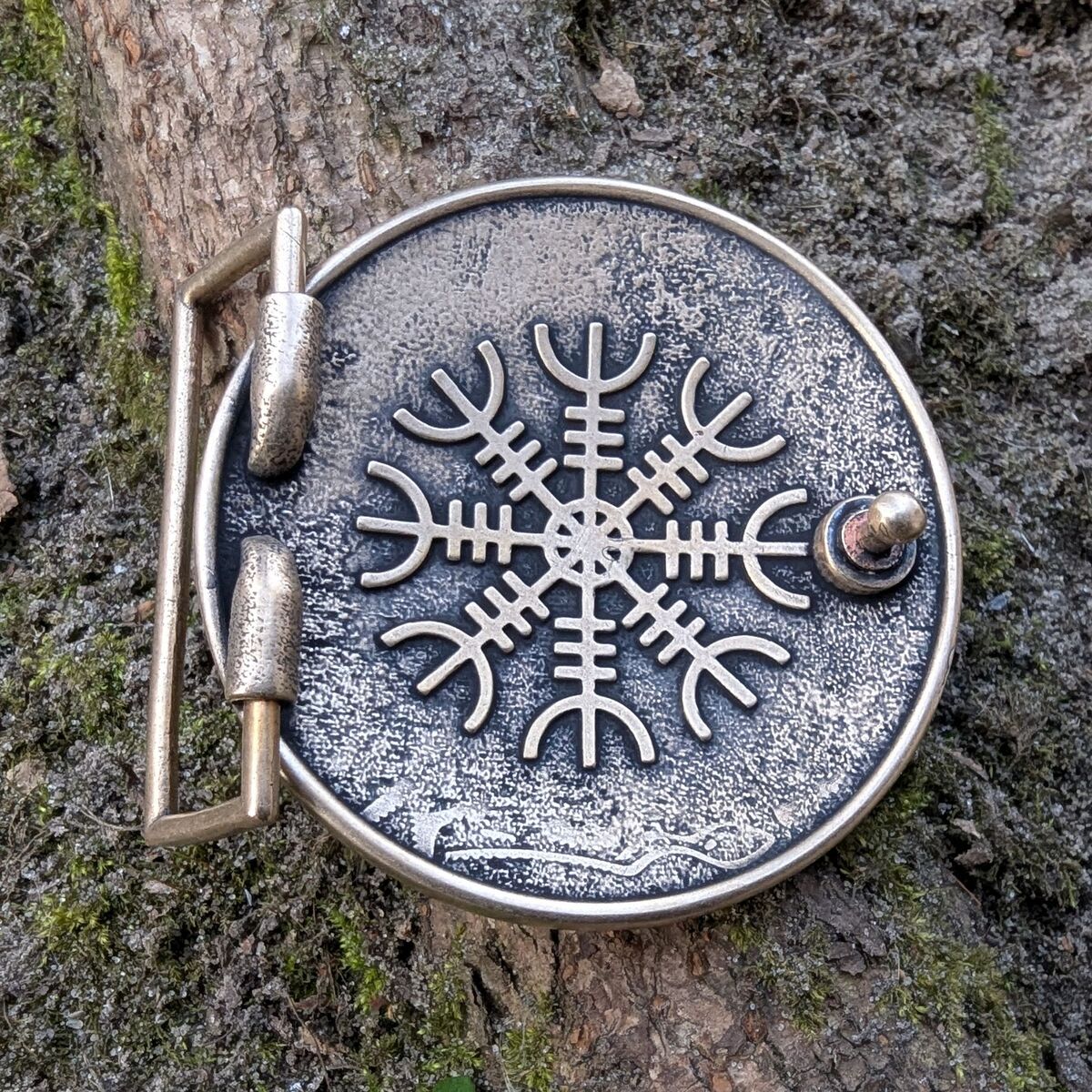 Sigurd and Fafnir belt buckle