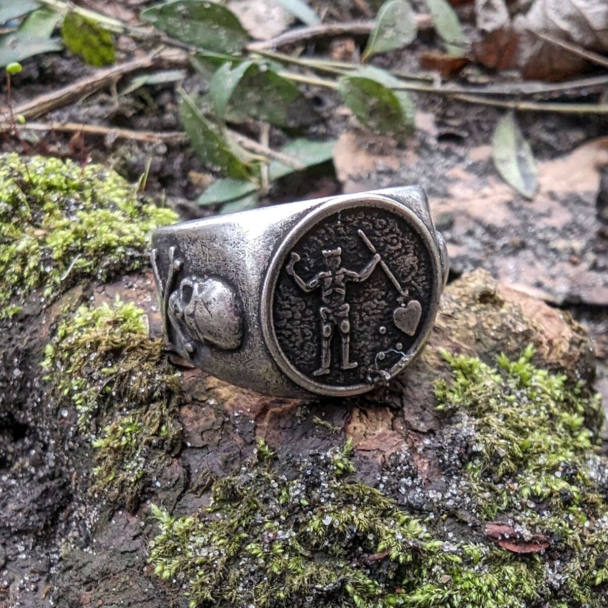 Blackbeard signet ring