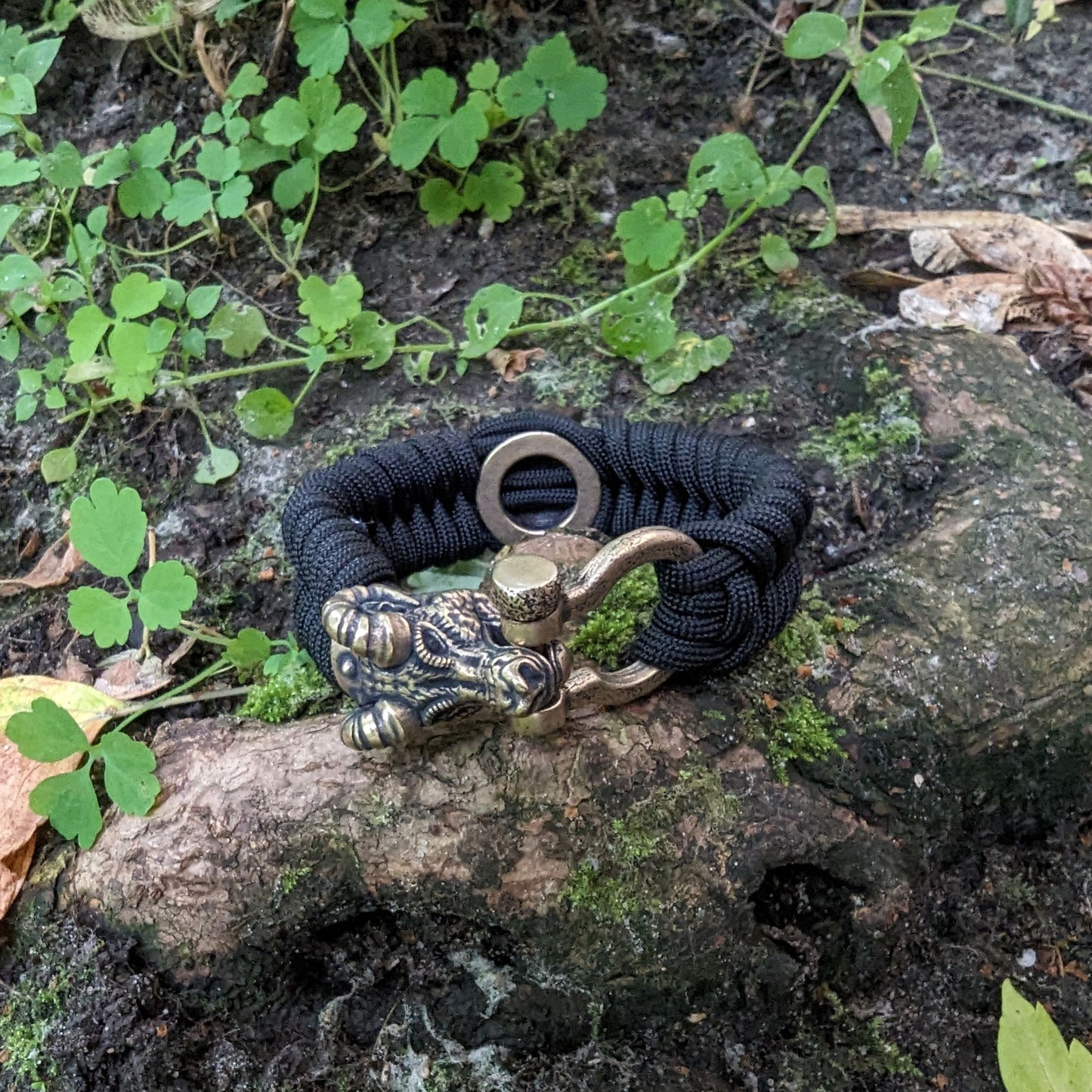 Thor Mjolnir Paracord Bracelet with Goat Clasp