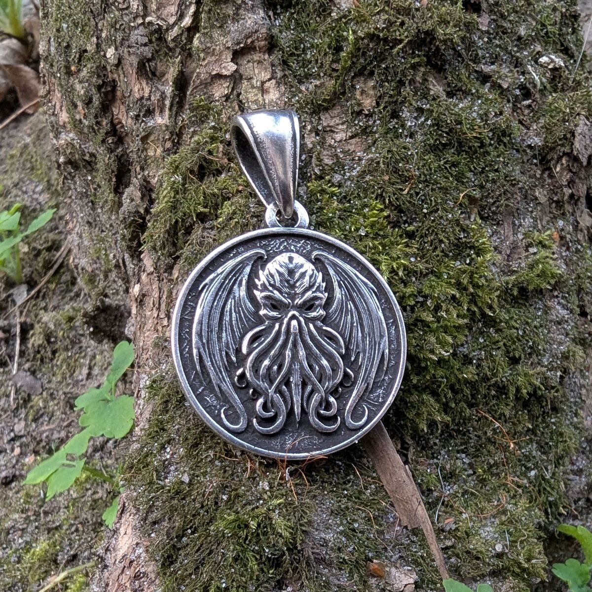 Cthulhu pendant
