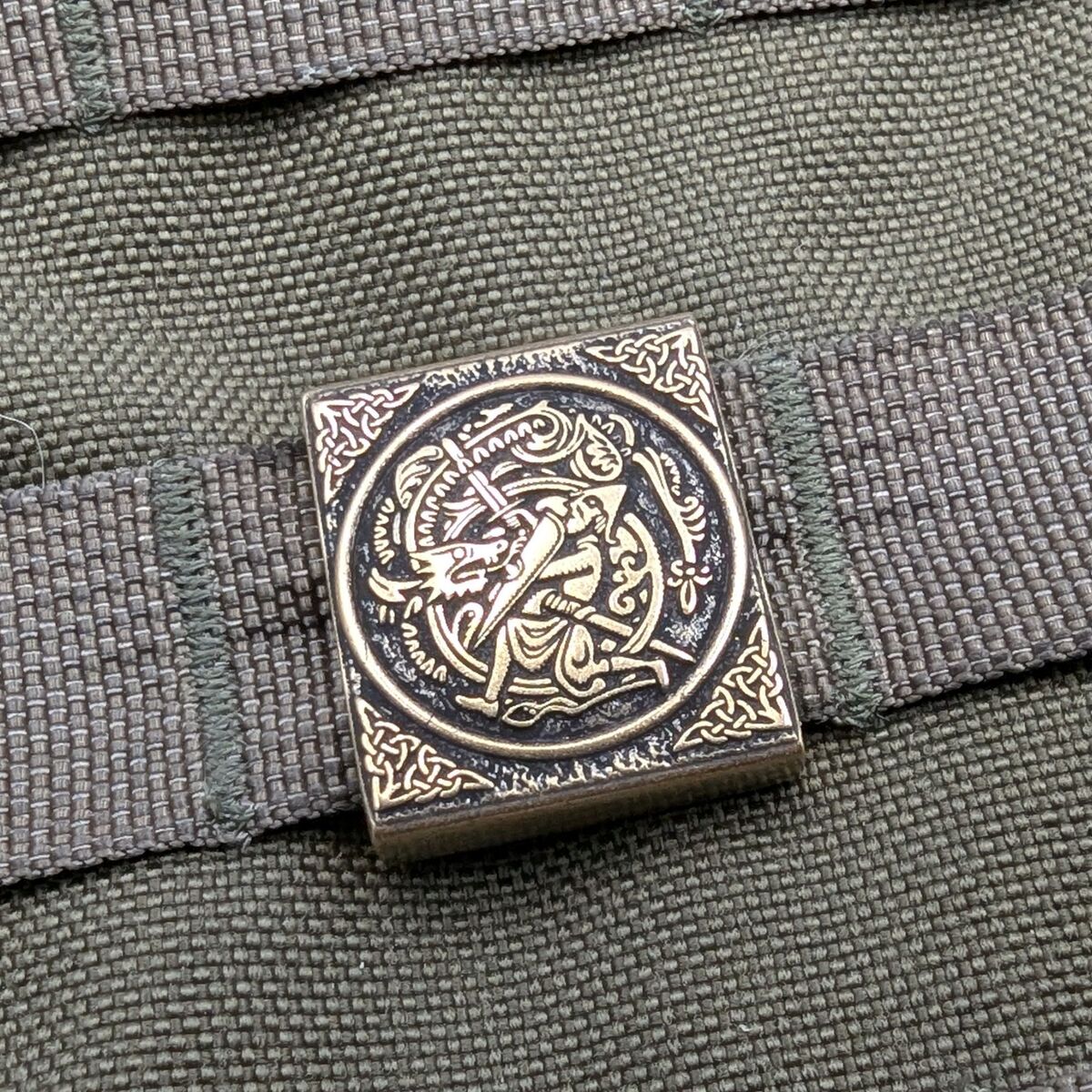 Sigurd and Fafnir molle clip