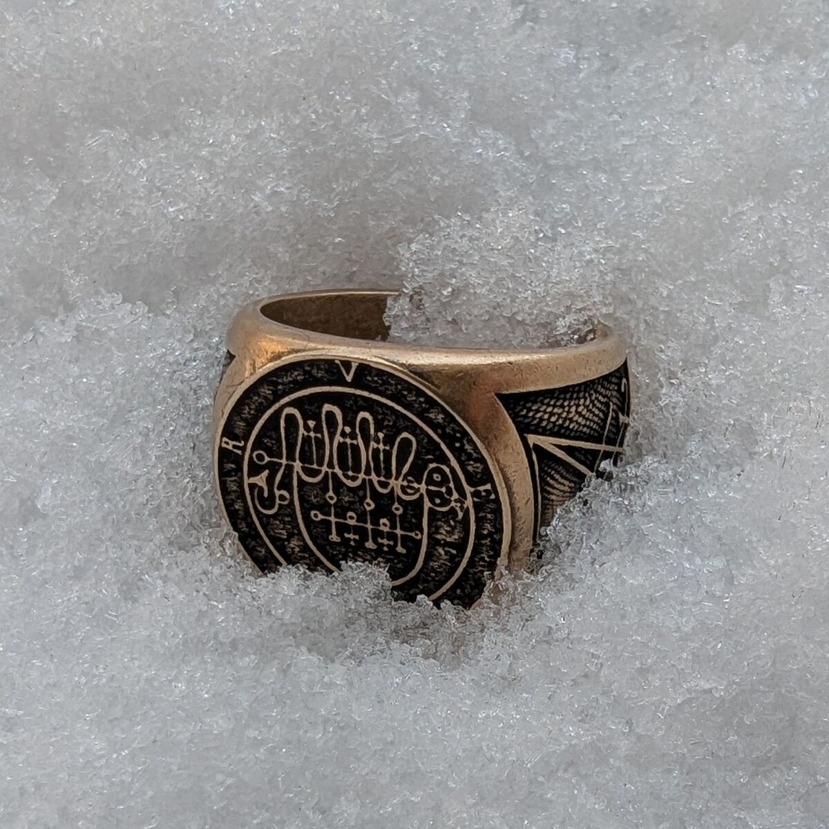 Vepar sigil ring