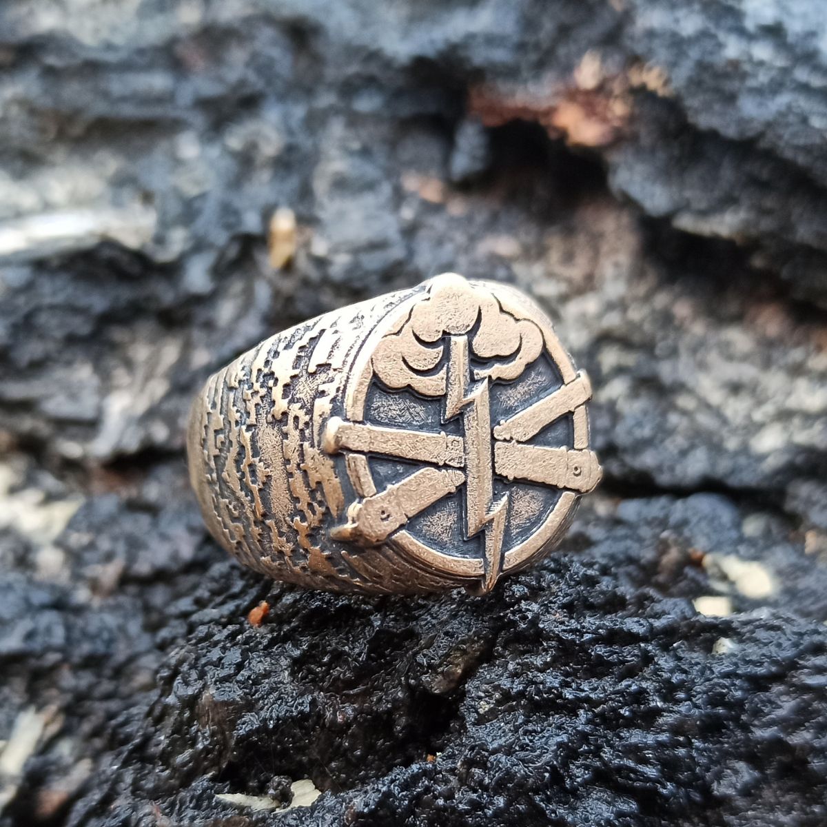 Missile Troops and Artillery ring