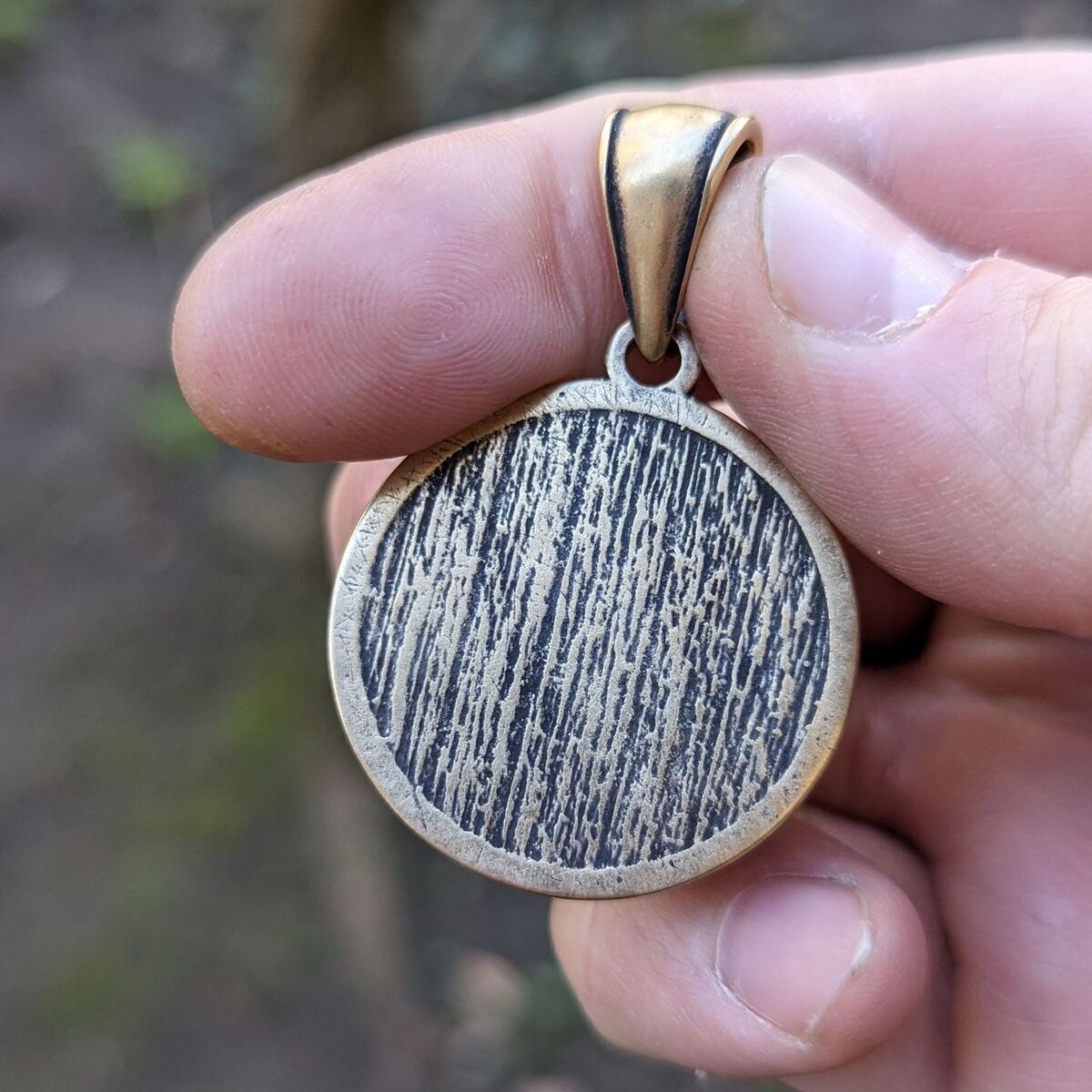 Raven Banner pendant