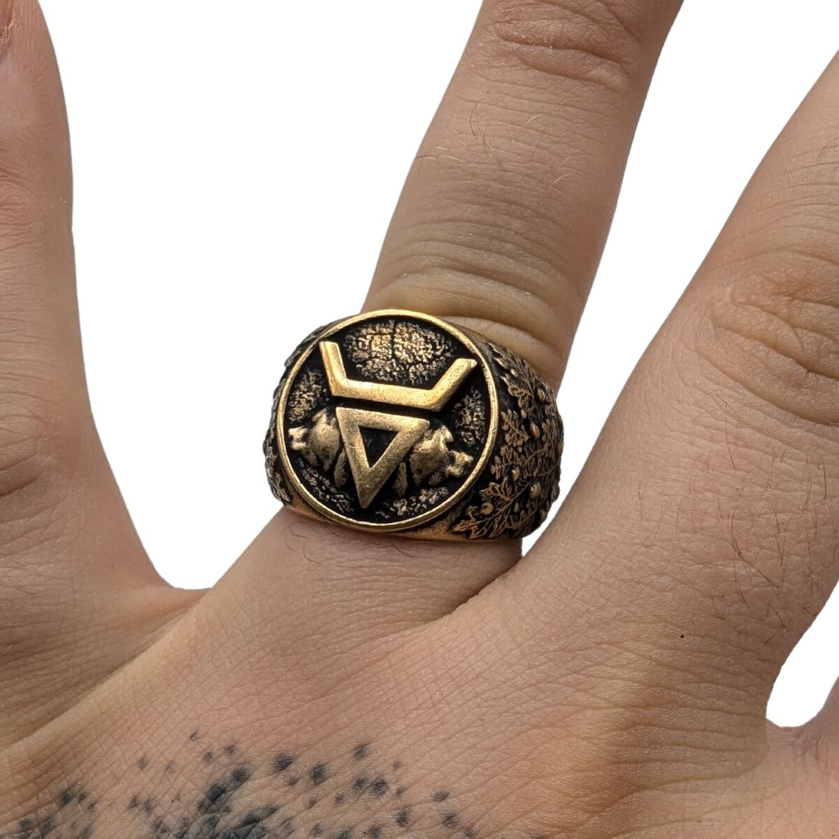 Veles Slavic ring