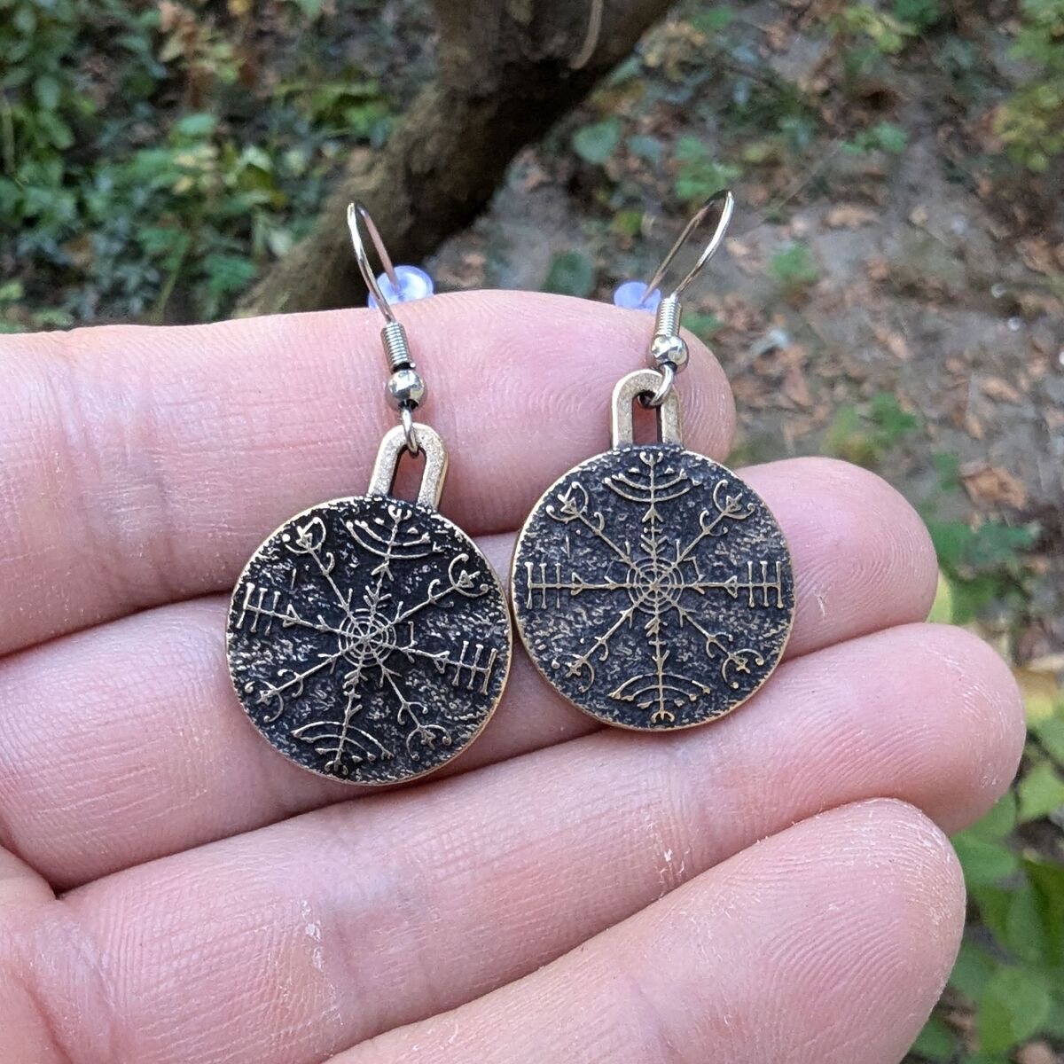 Veldismagn earrings
