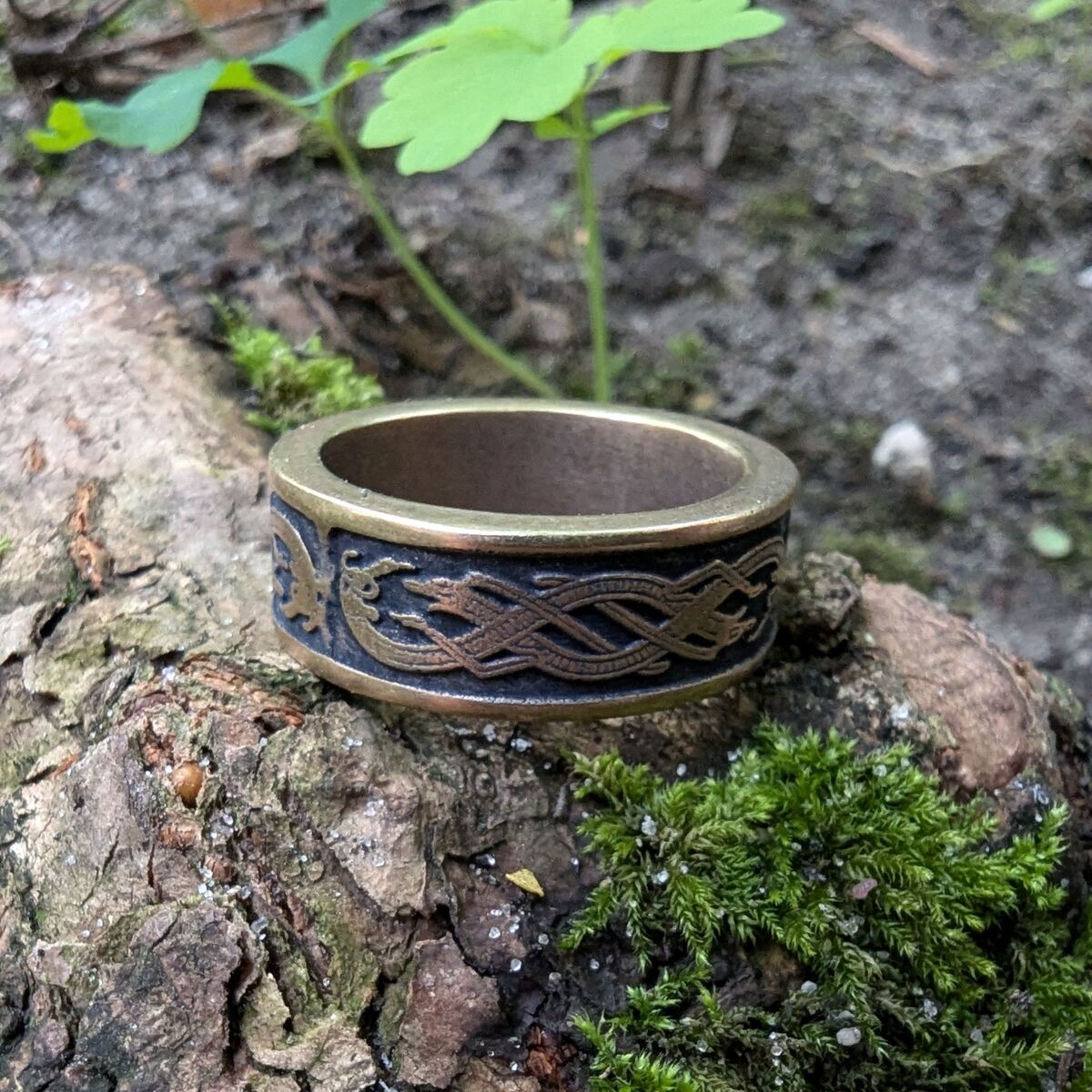Jelling ornament ring