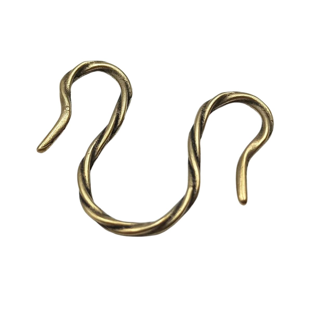 Omega type clasp Bronze