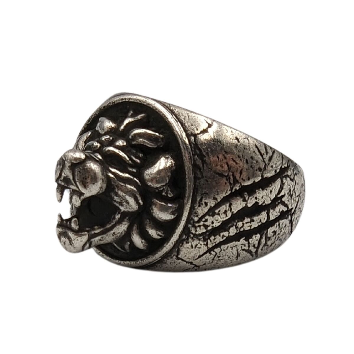 Lion signet ring 6 US Silver plated bronze