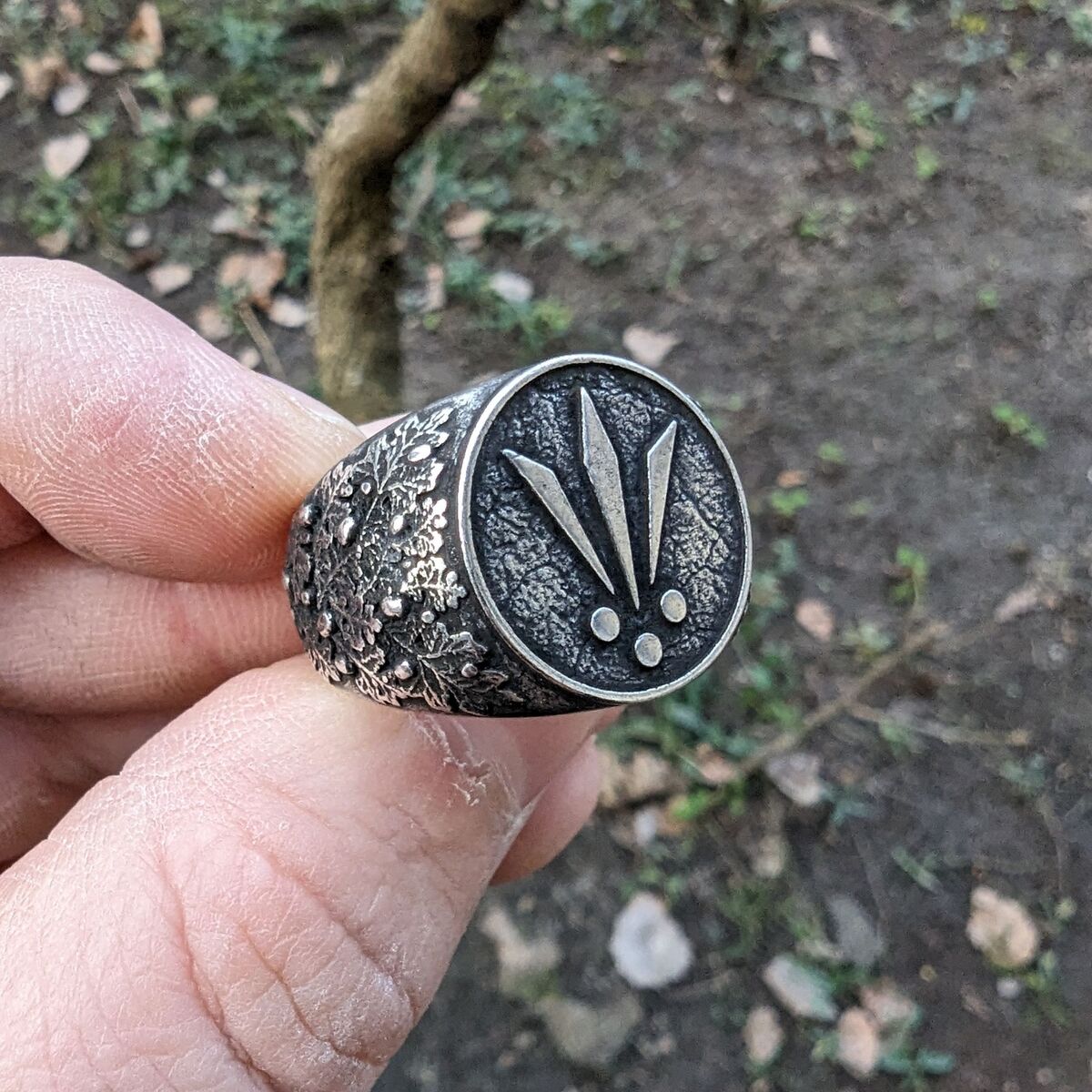 Awen signet ring