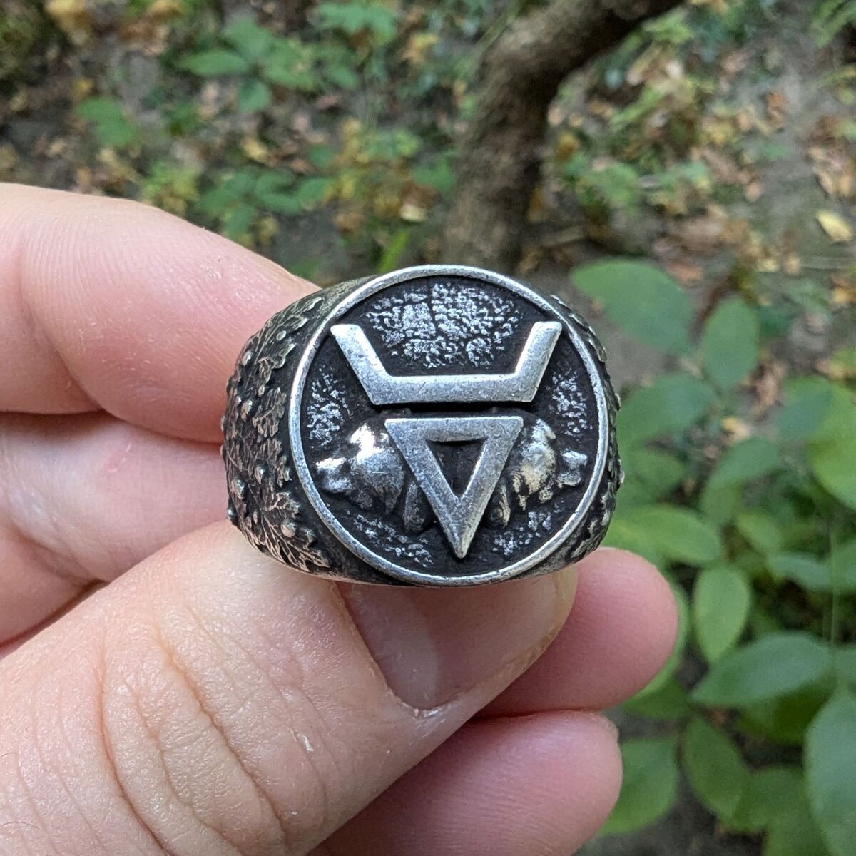 Veles Slavic ring