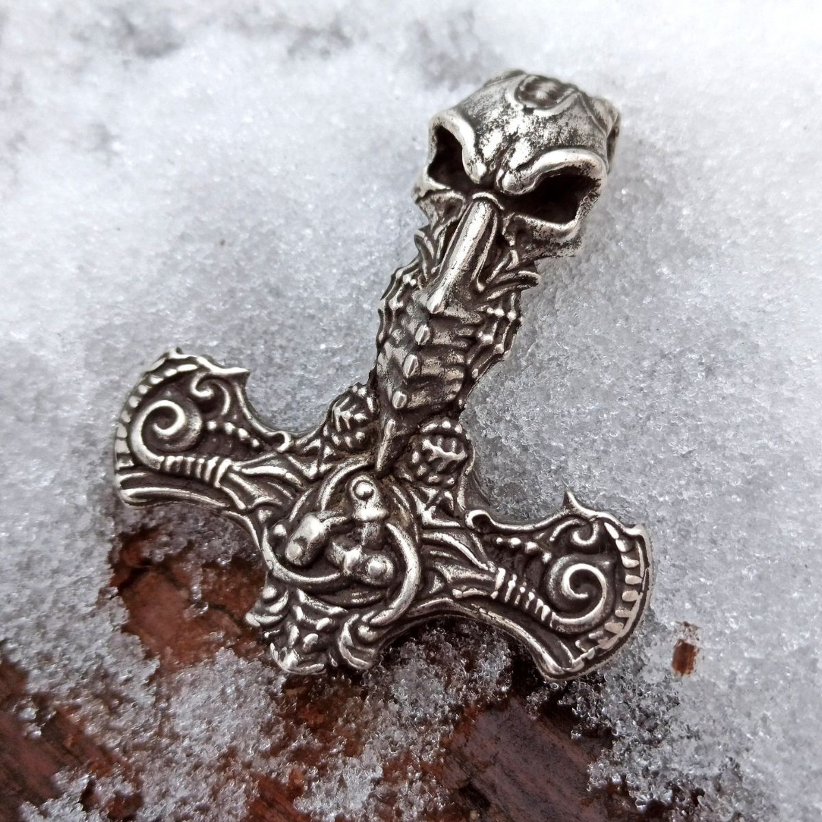 Hammer of Thor skull pendant