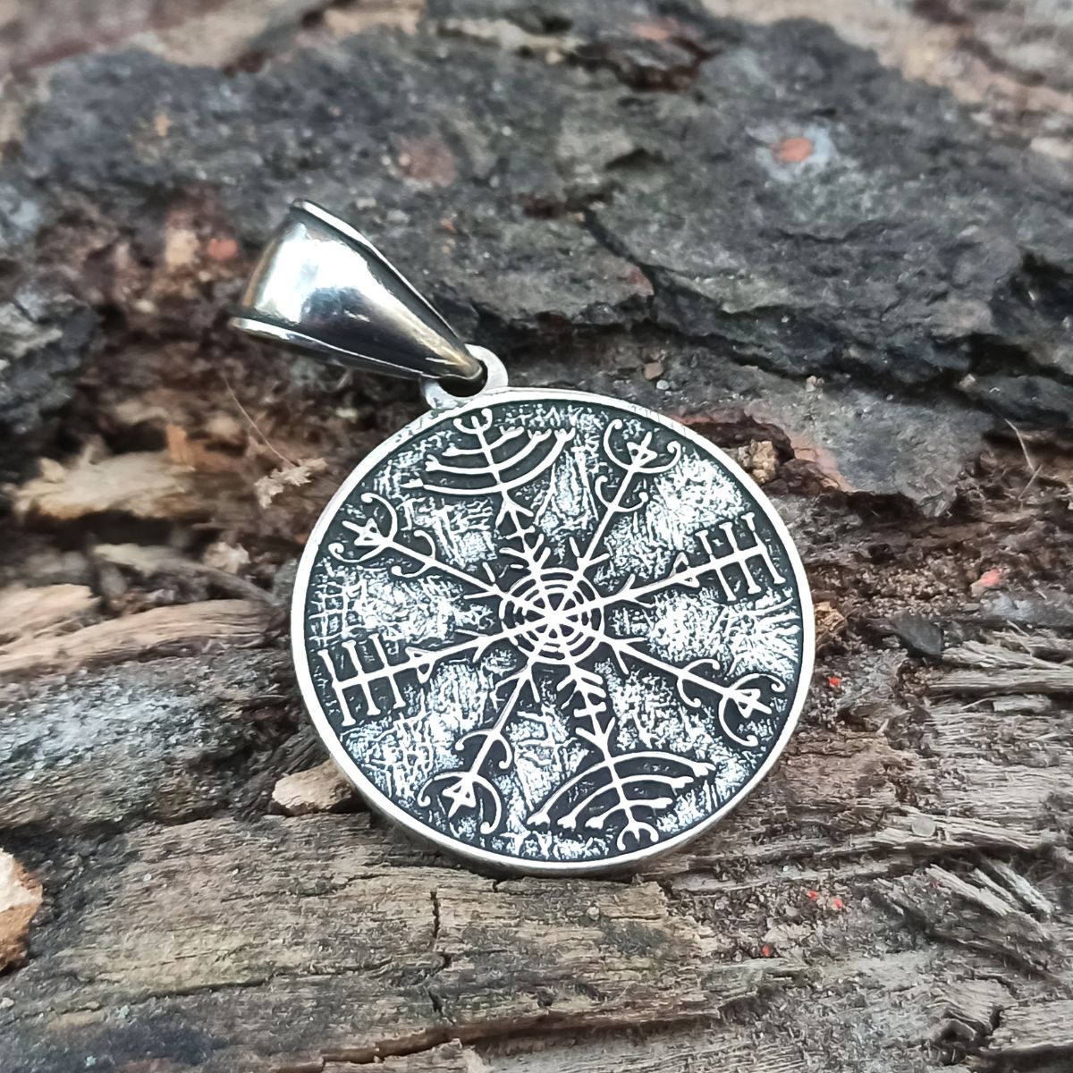 Veldismagn pendant