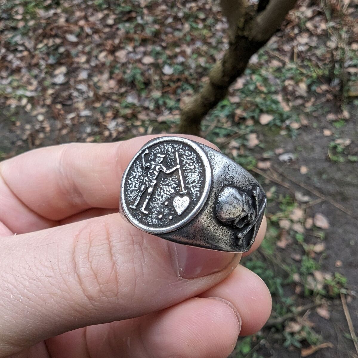 Blackbeard signet ring