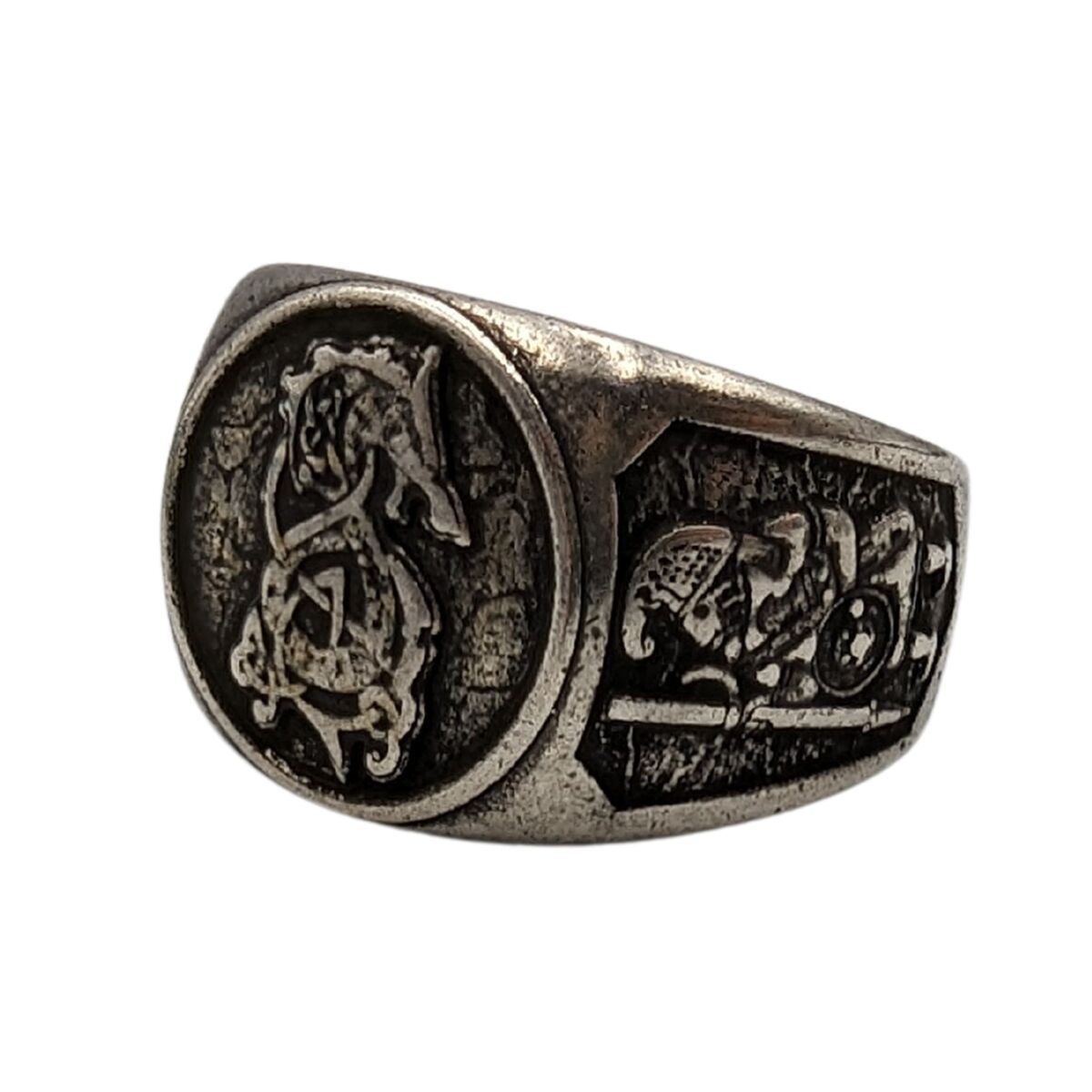 Fenrir wolf signet ring
