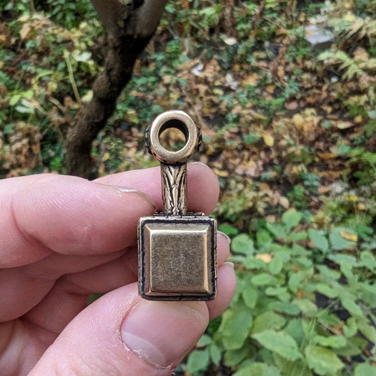 Svarog hammer pendant