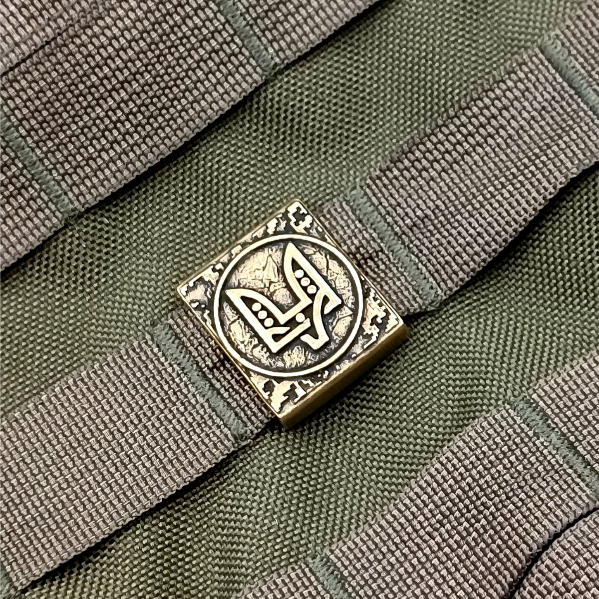 Ukrainian trident Molle clip