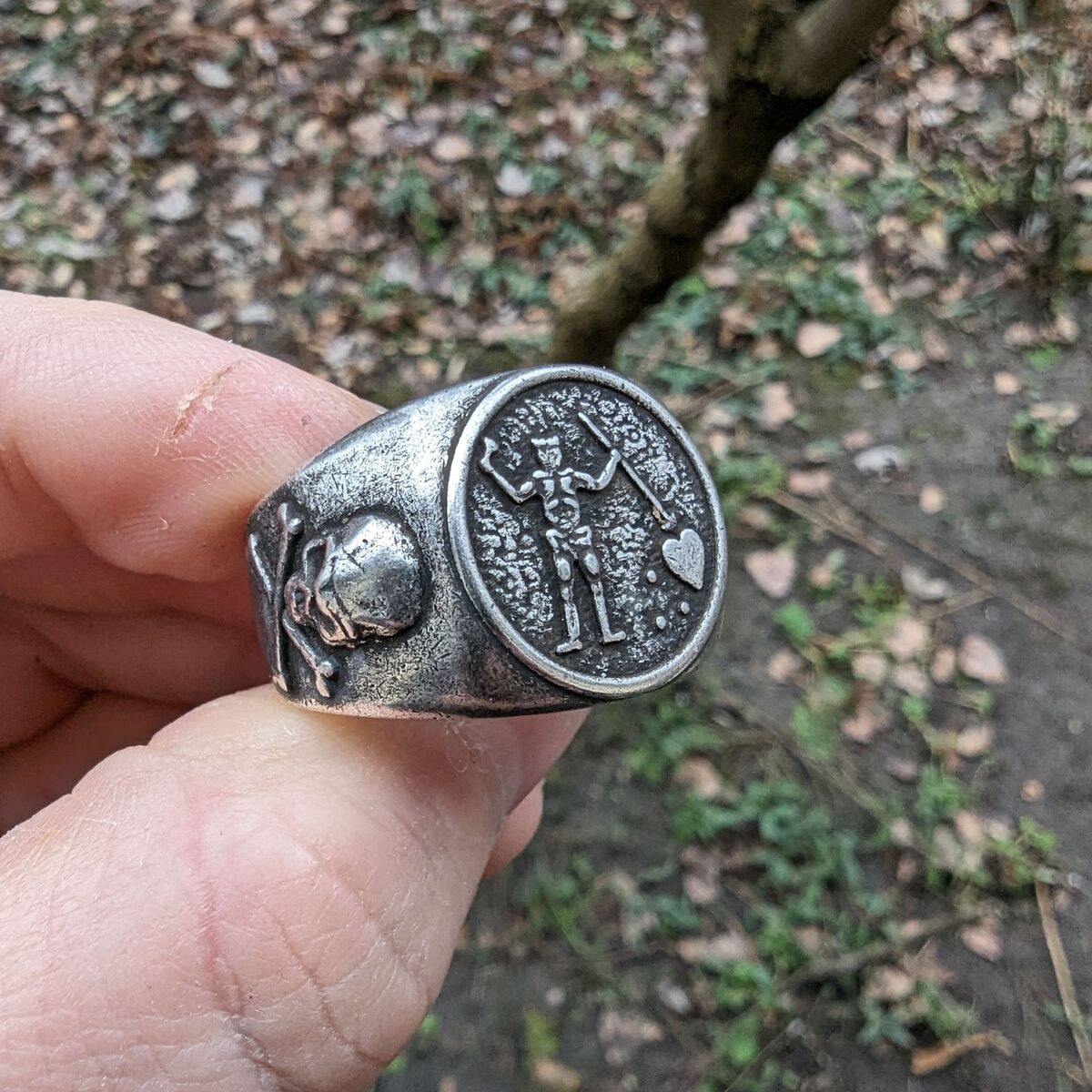 Blackbeard signet ring