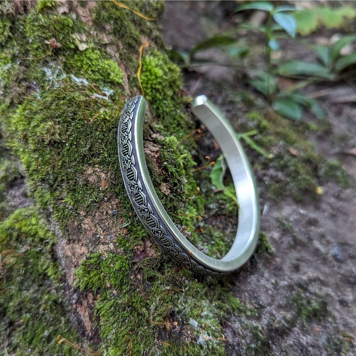 Borre ornament bracelet