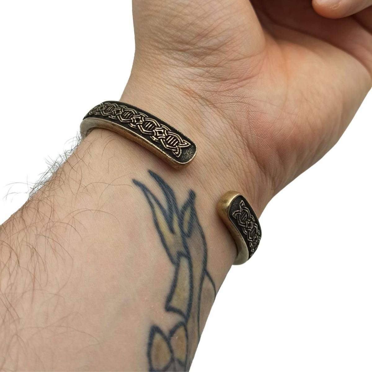 Borre ornament bracelet