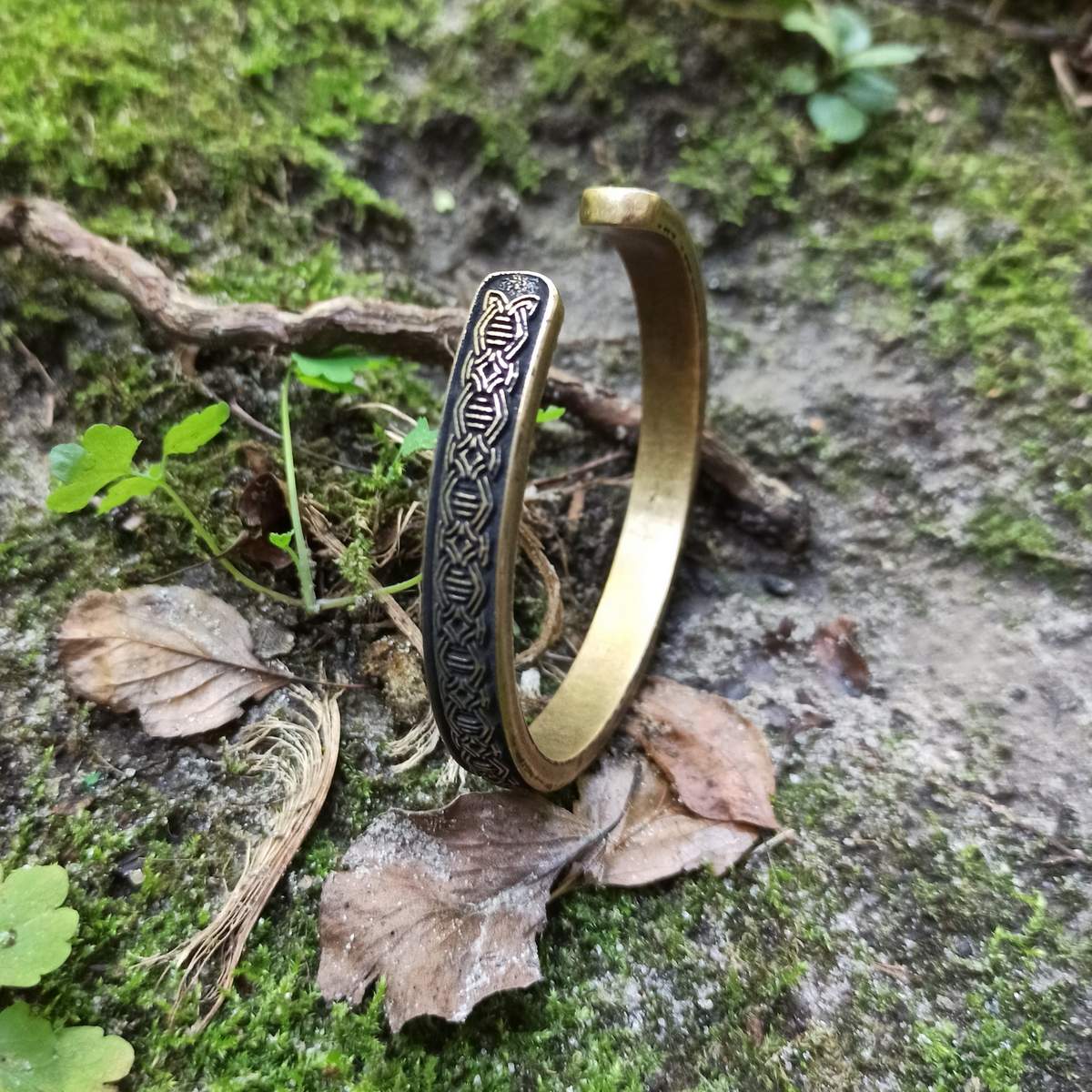 Borre ornament bracelet