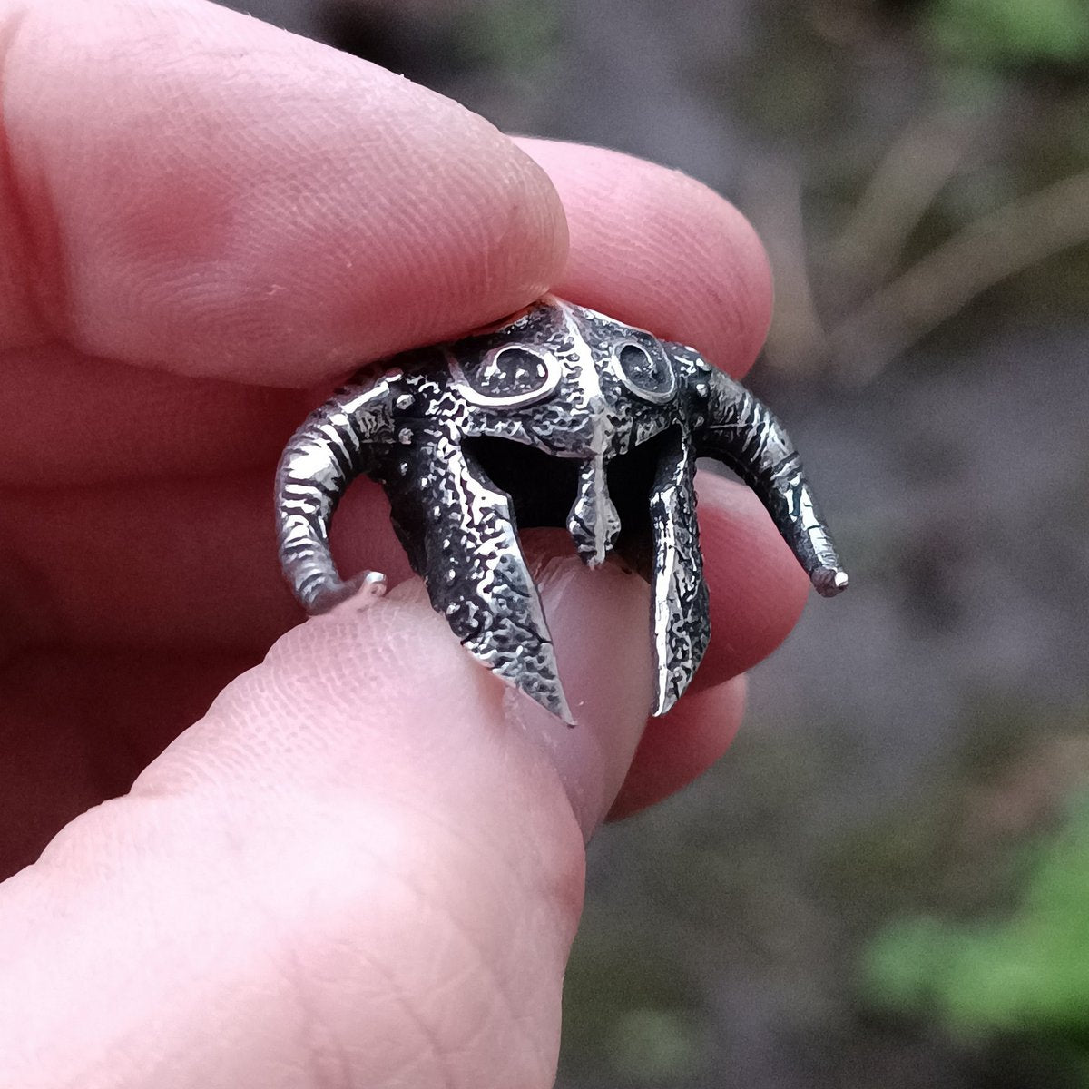 Horned viking helmet paracord bead
