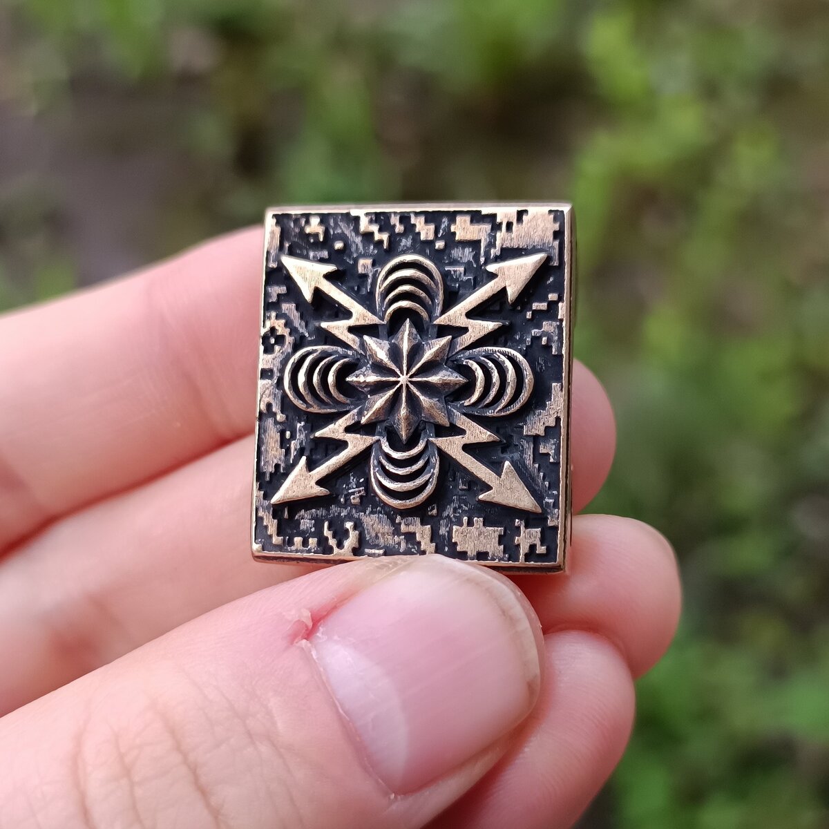 Ukrainian Signal Corps Molle clip