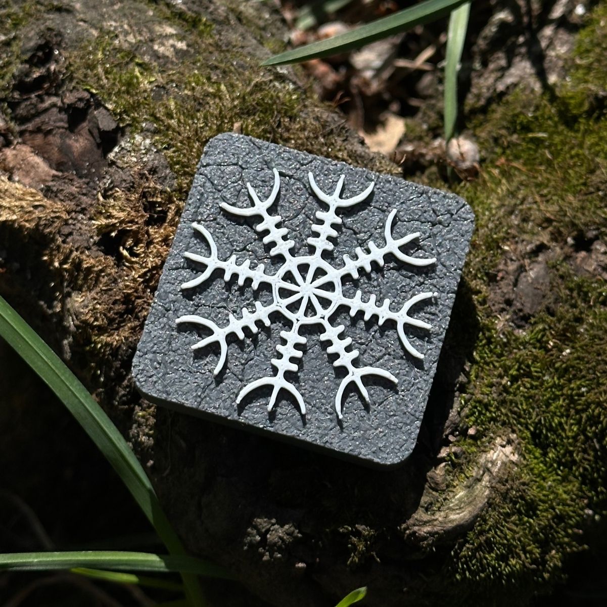 Helm of Awe magnet