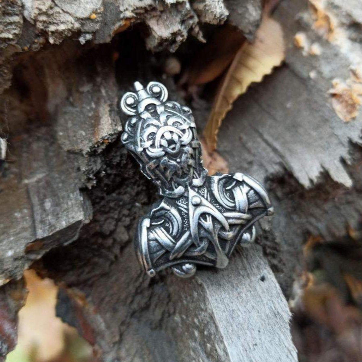 Mjolnir pendant