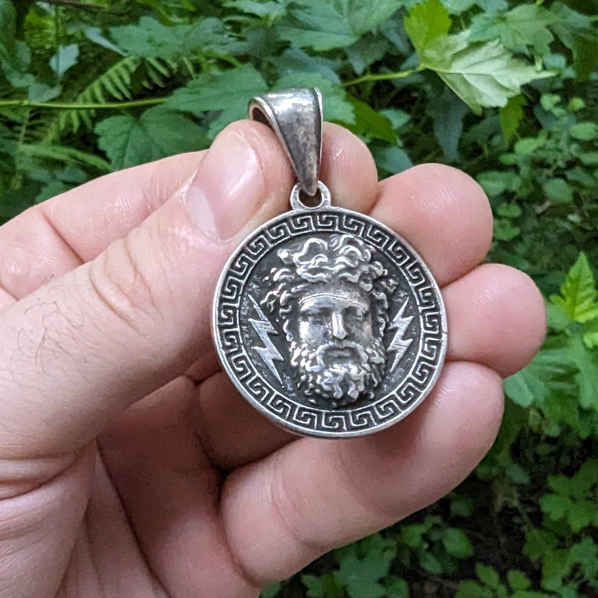 Zeus pendant
