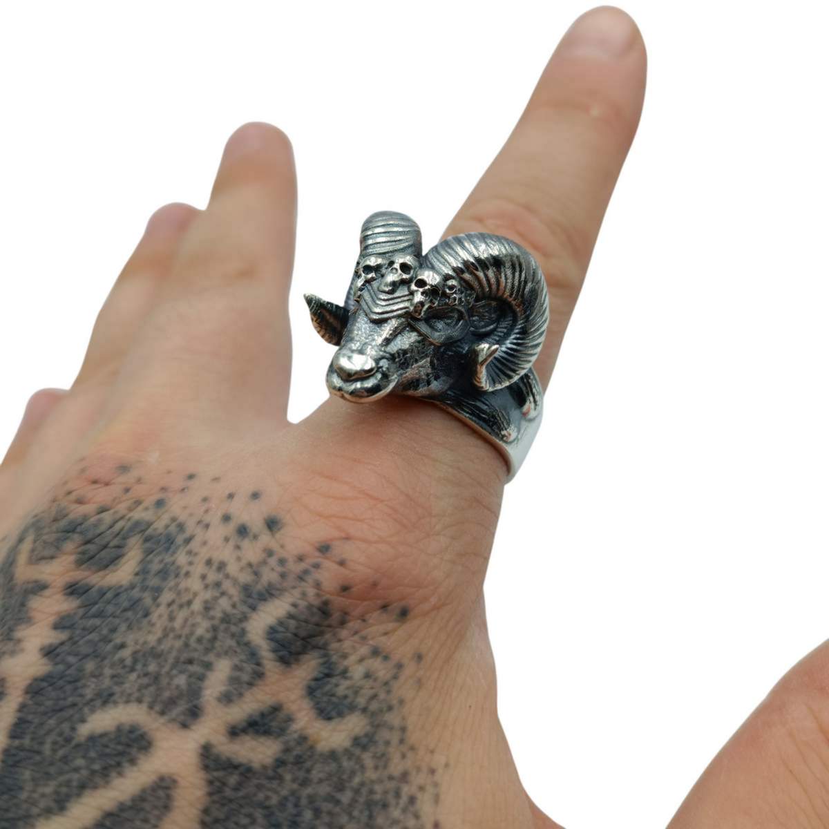 Viking ram ring