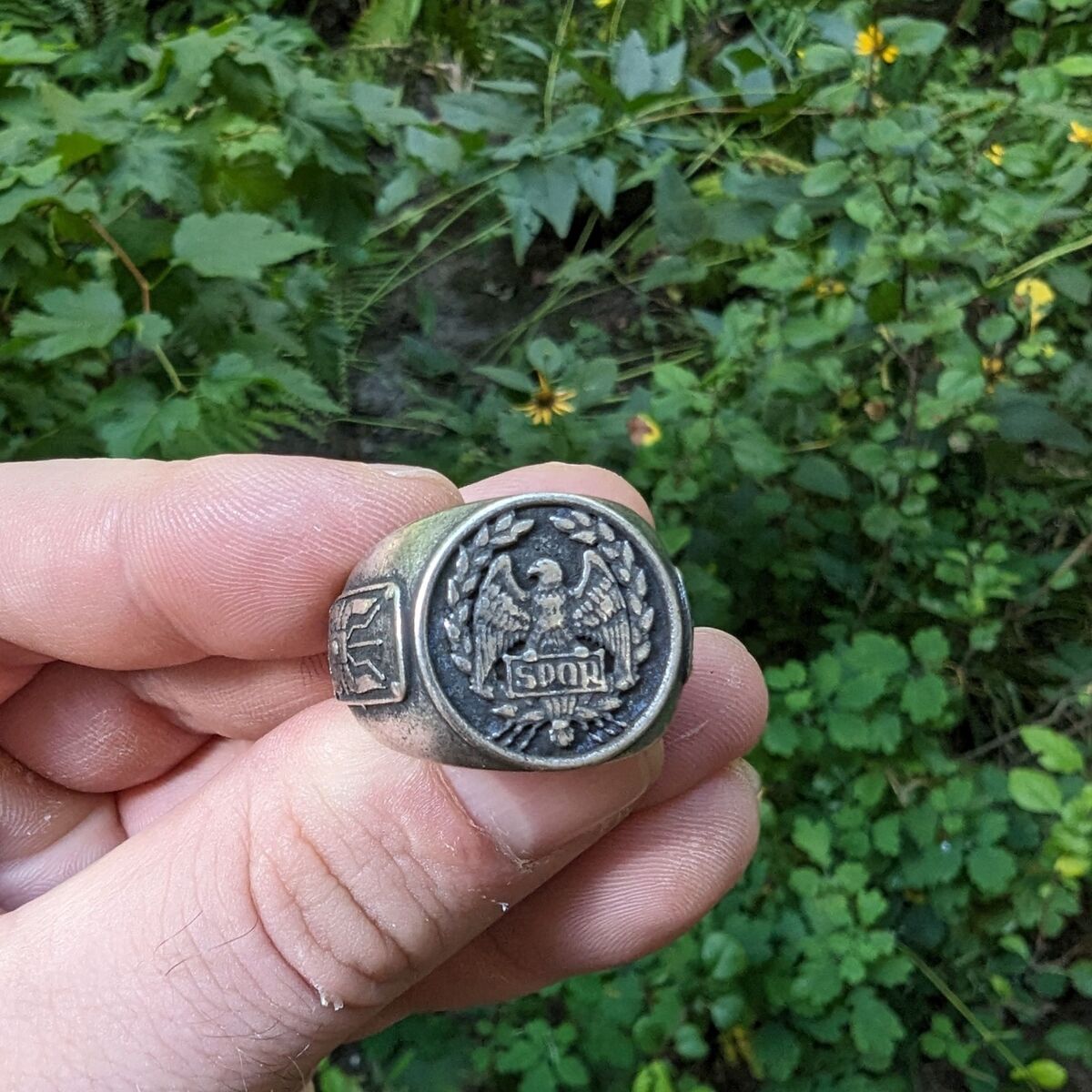 Roman eagle Aquila SPQR ring