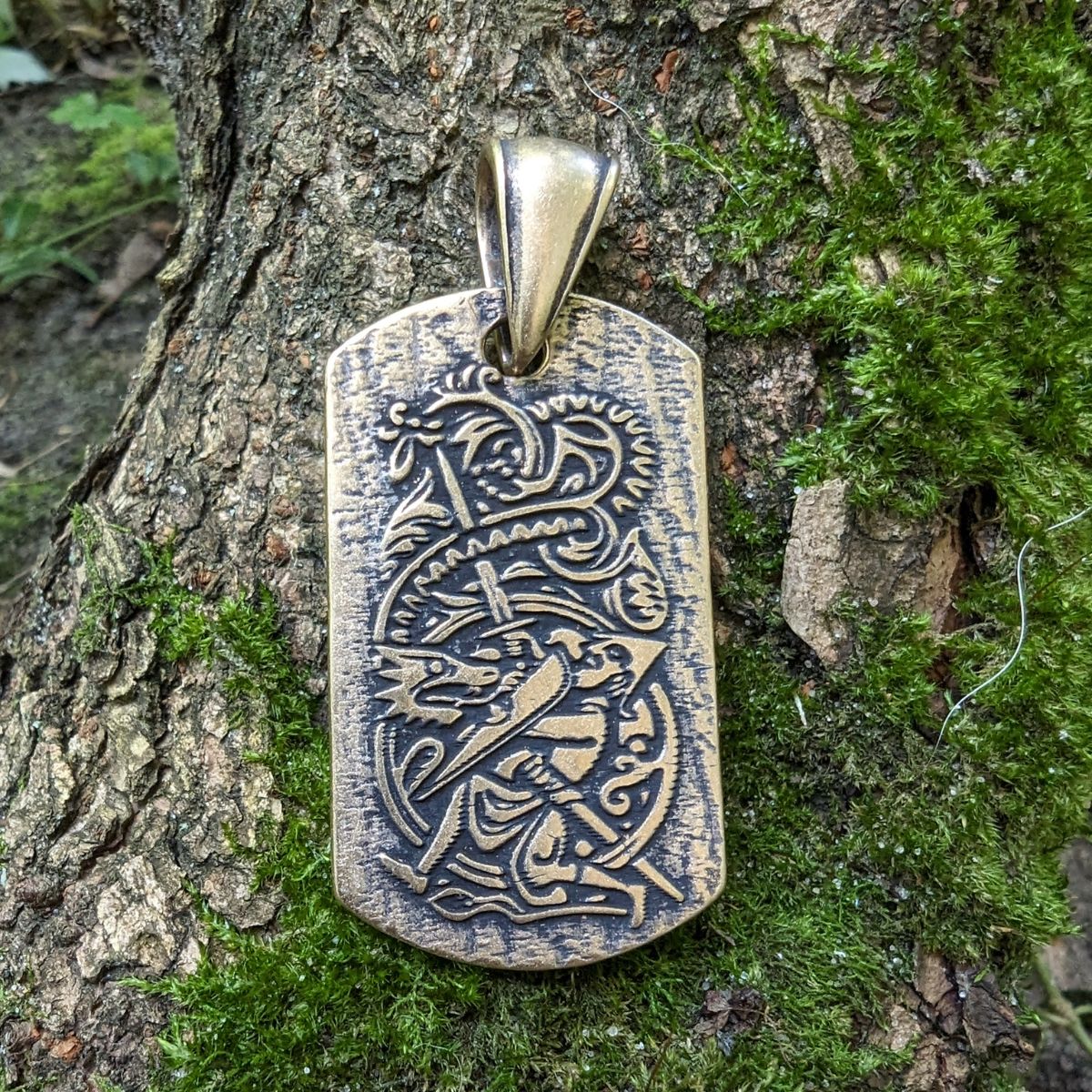 Sigurd and Fafnir Aegishjalmur pendant