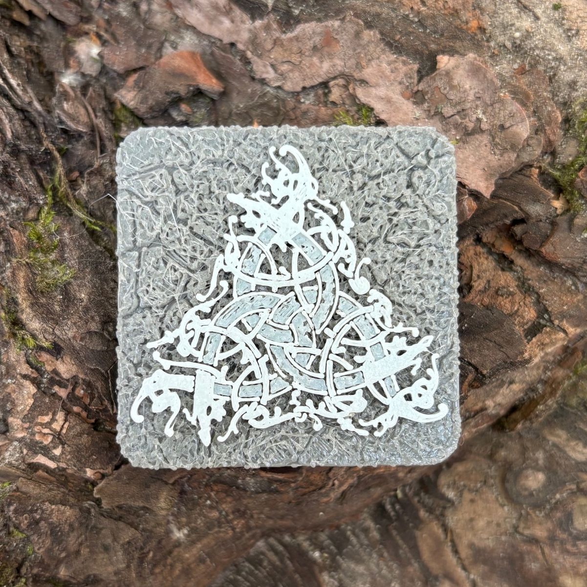 Valknut Ringerike ornament magnet