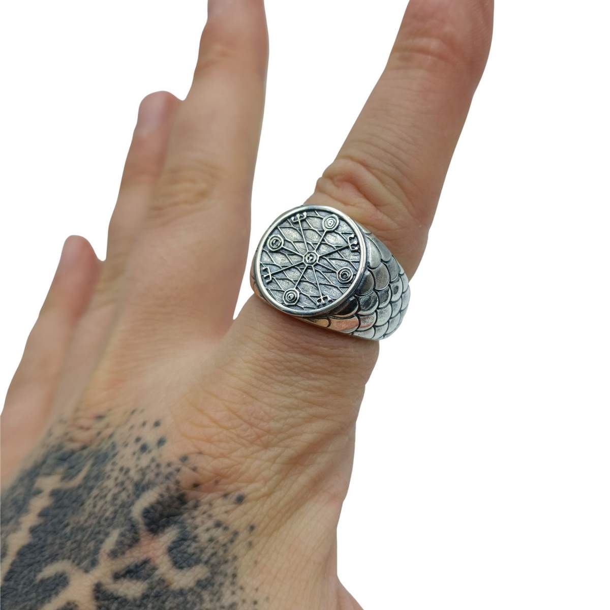 Veidistafur stave ring
