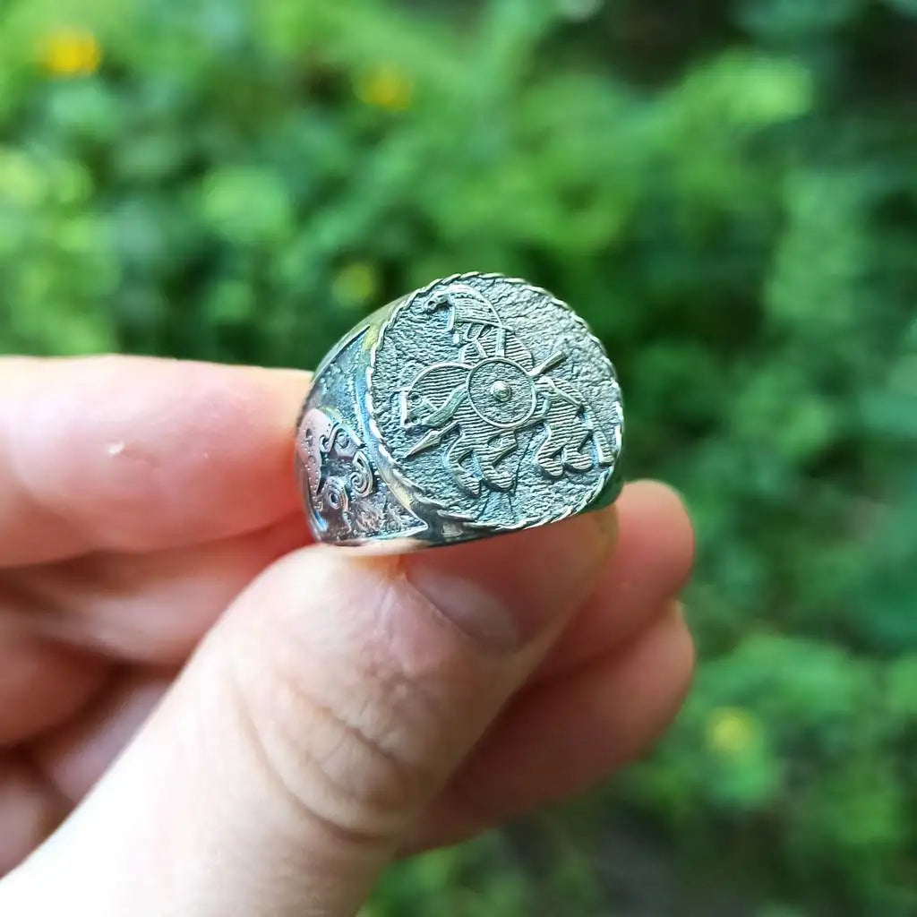 Horseman from Vendel plates signet ring