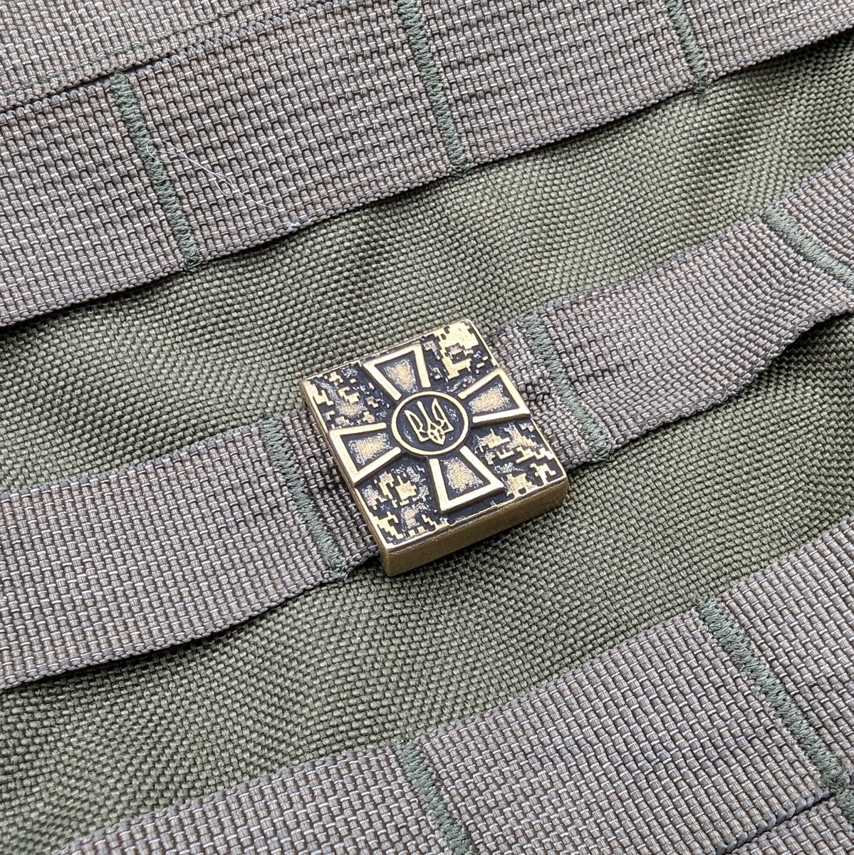 Ukrainian Armed Forces logo Molle clip
