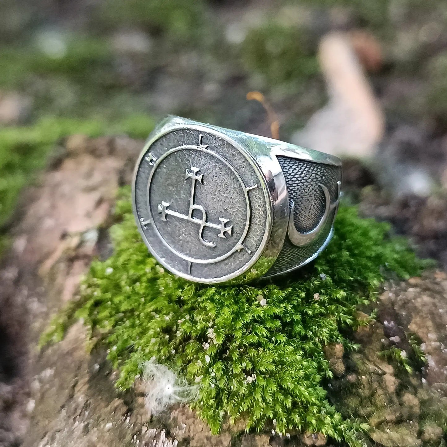 Lilith sigil signet ring