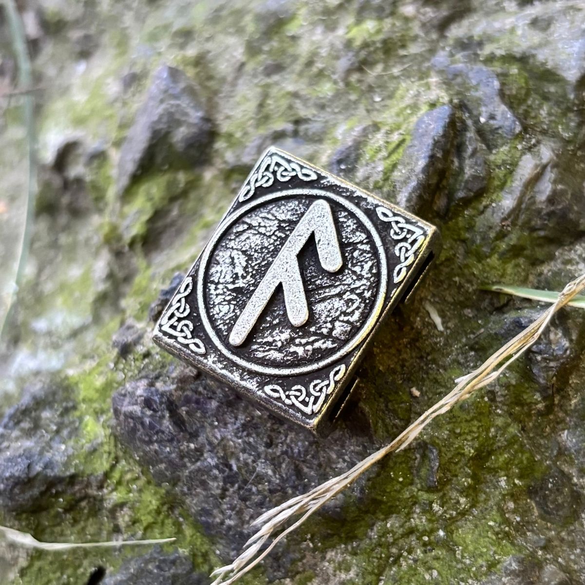 Ansuz rune molle clip