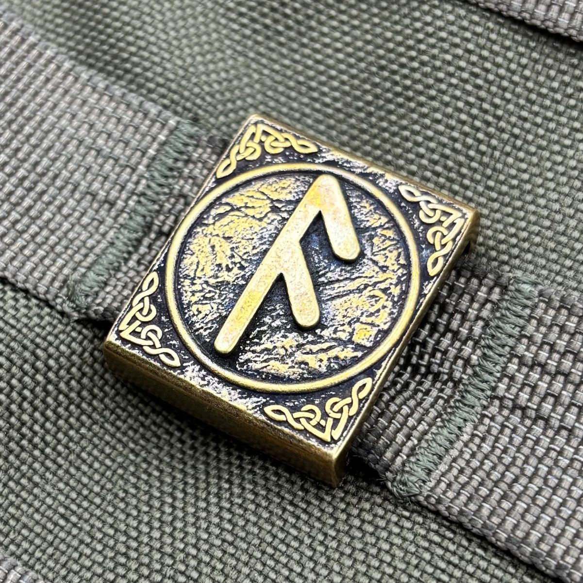 Ansuz rune molle clip