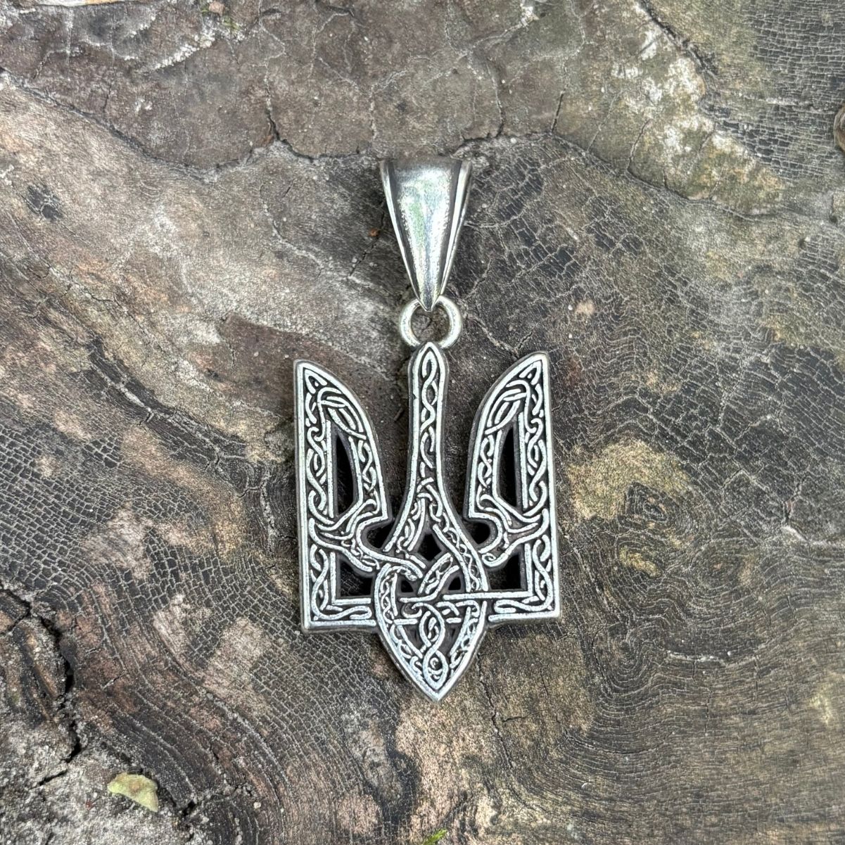 Ukrainian Trident Mammen pendant