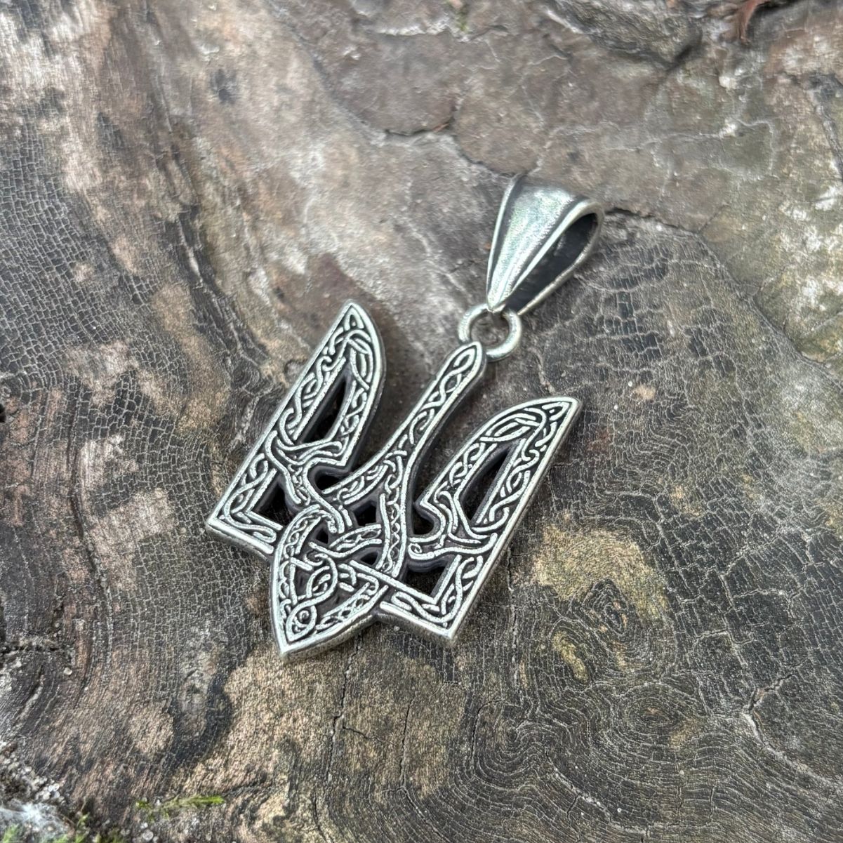 Ukrainian Trident Mammen pendant