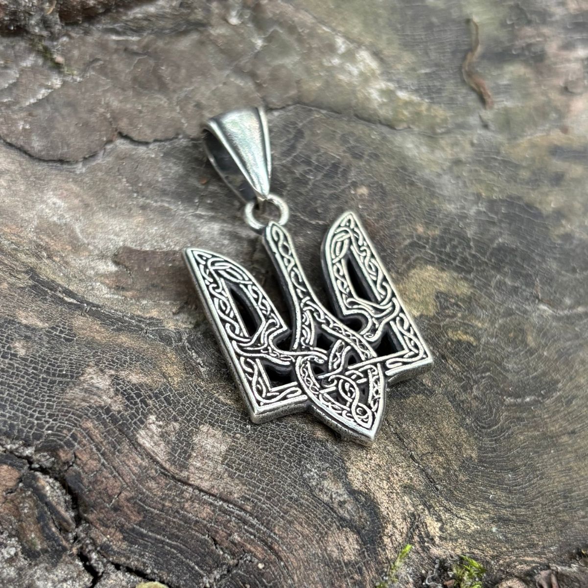 Ukrainian Trident Mammen pendant