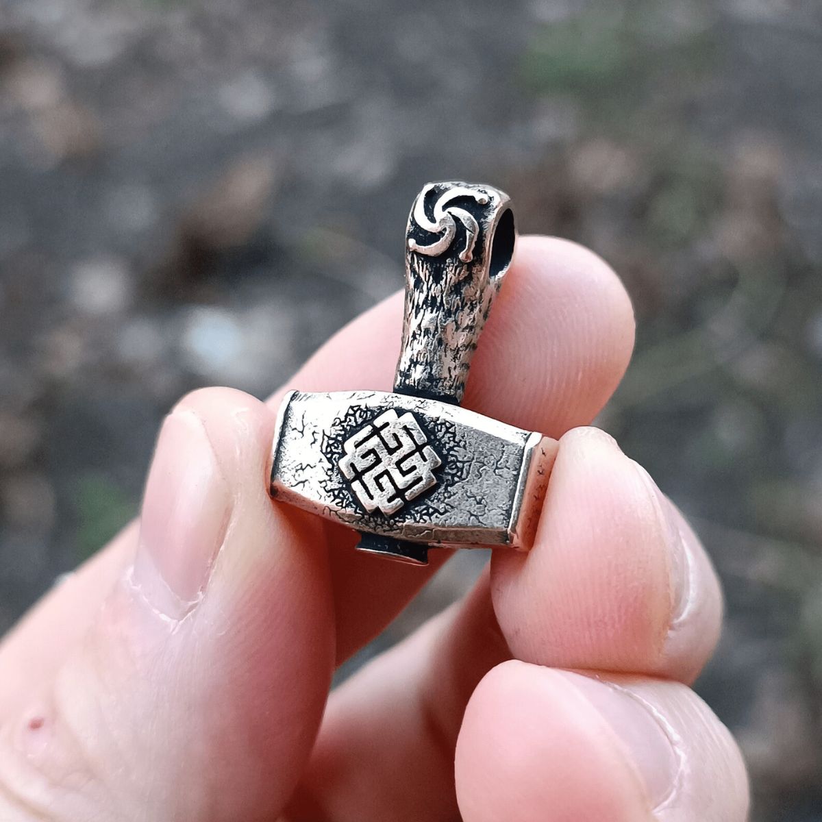 Svarozhich hammer pendant
