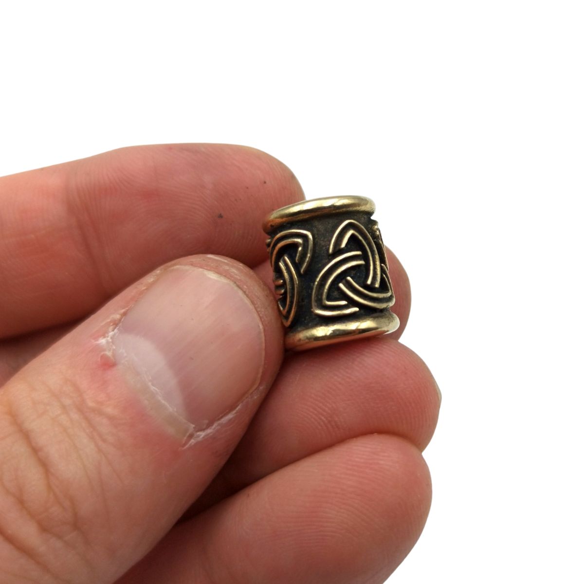 Celtic knot bead
