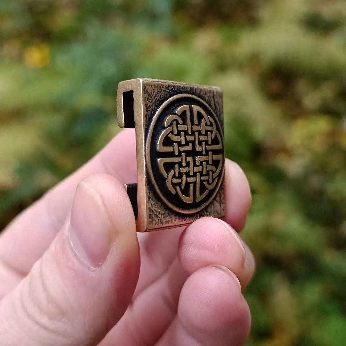 Dara knot bronze Molle clip   