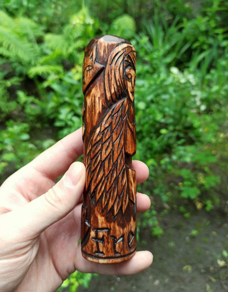 Freya goddesse wood carved statue