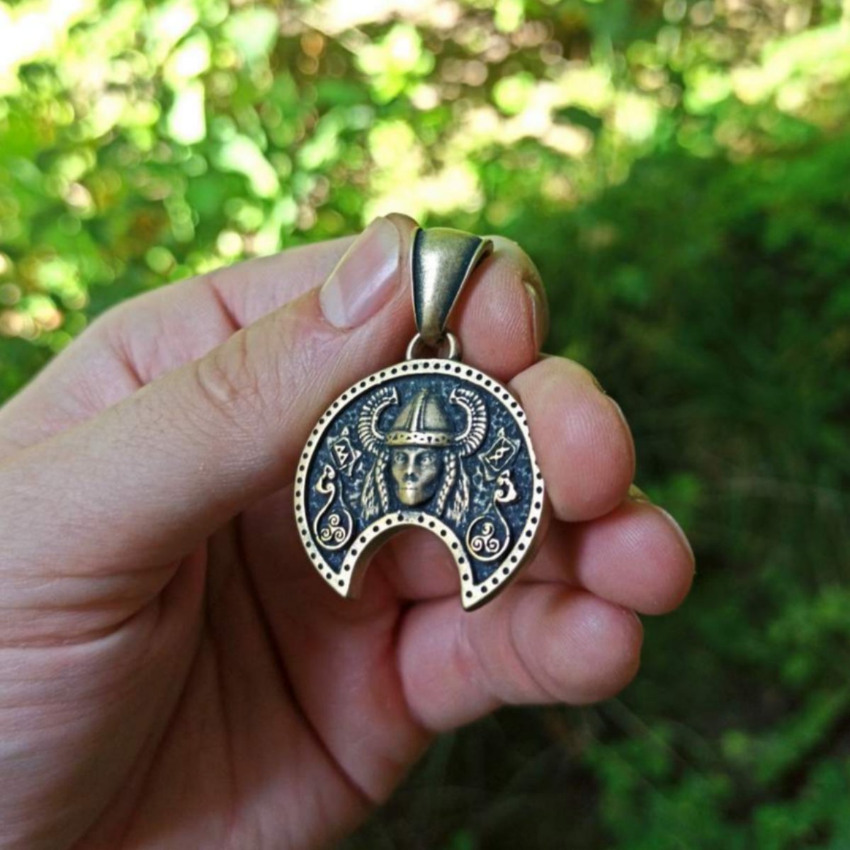 Freya goddess pendant